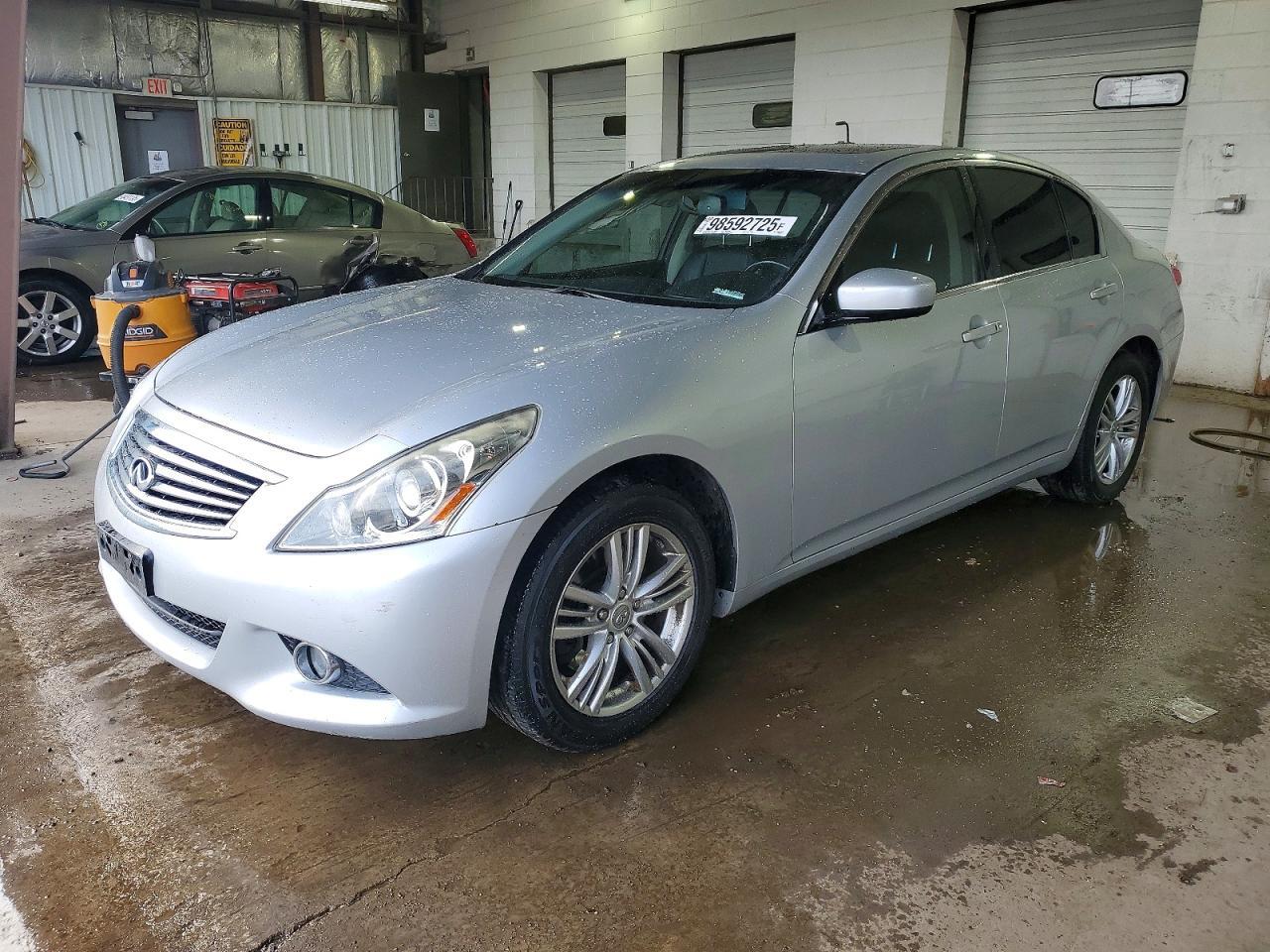 2013 Infiniti G37 Sedan X - zdjęcie główne