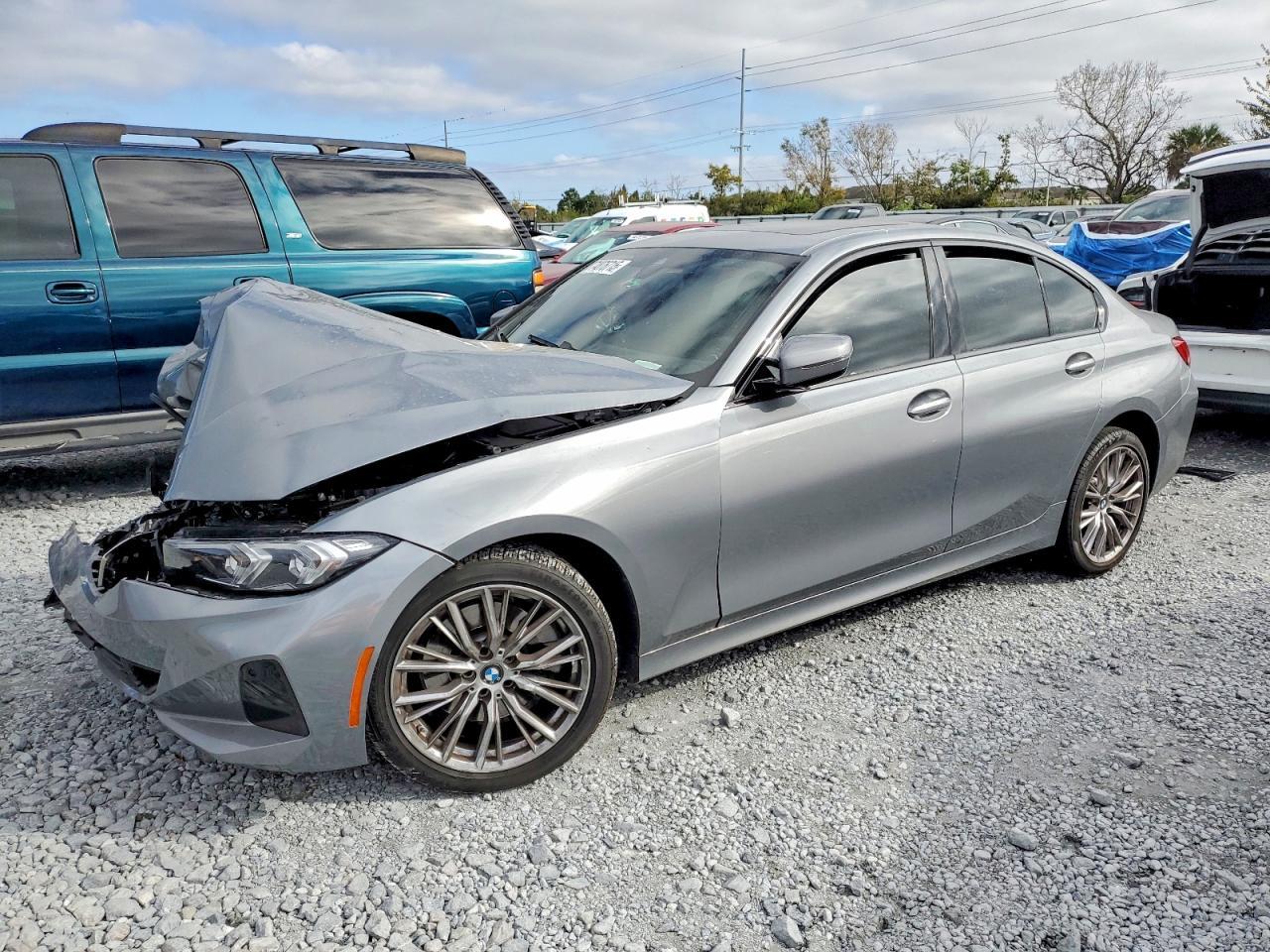 BMW Seria 3 - zdjęcie 1