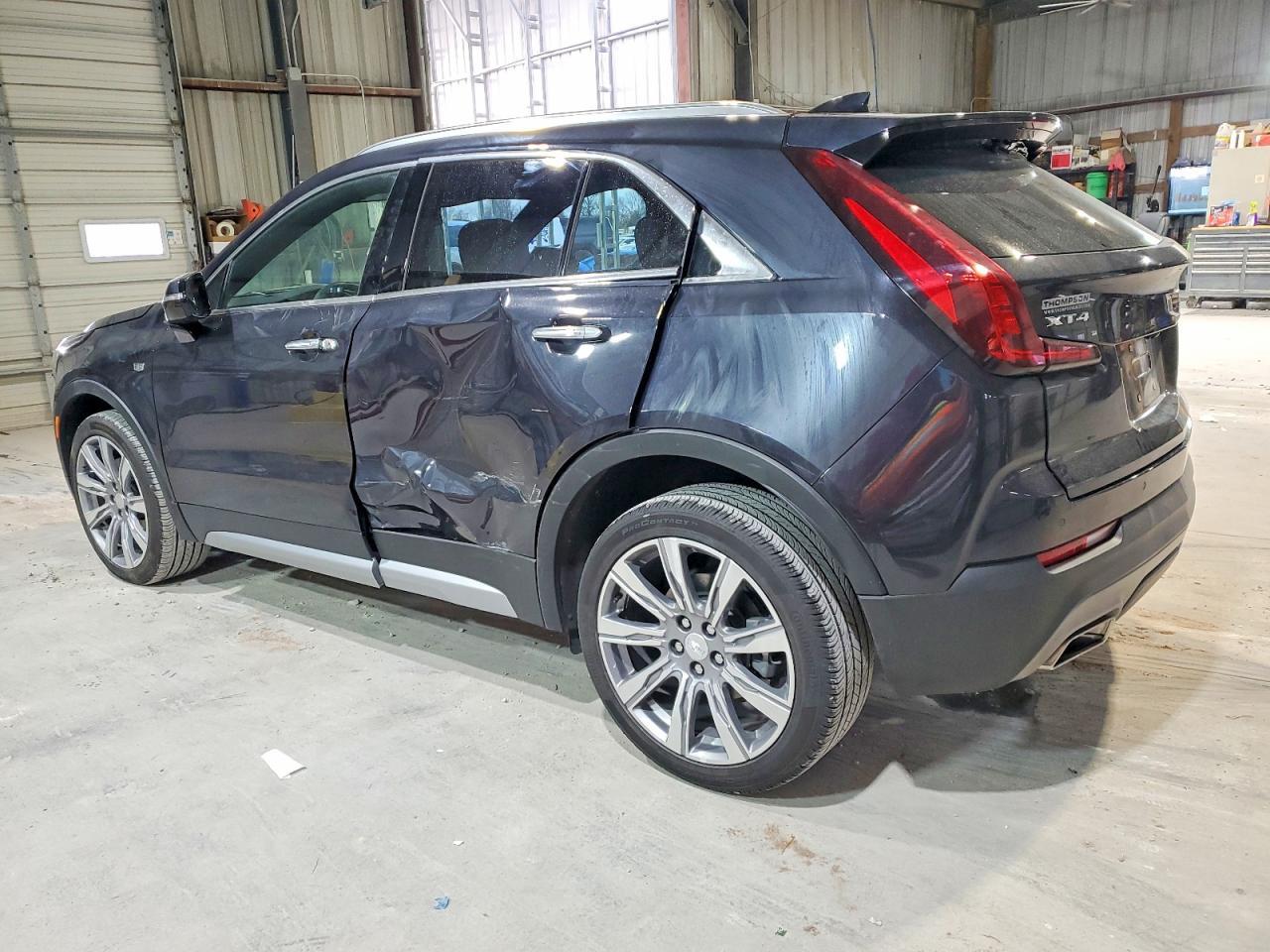 2023 Cadillac Xt4 Premium Luxury - zdjęcie 2