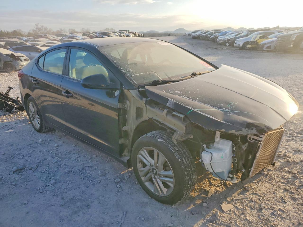 2020 Hyundai Elantra Sel - zdjęcie 4