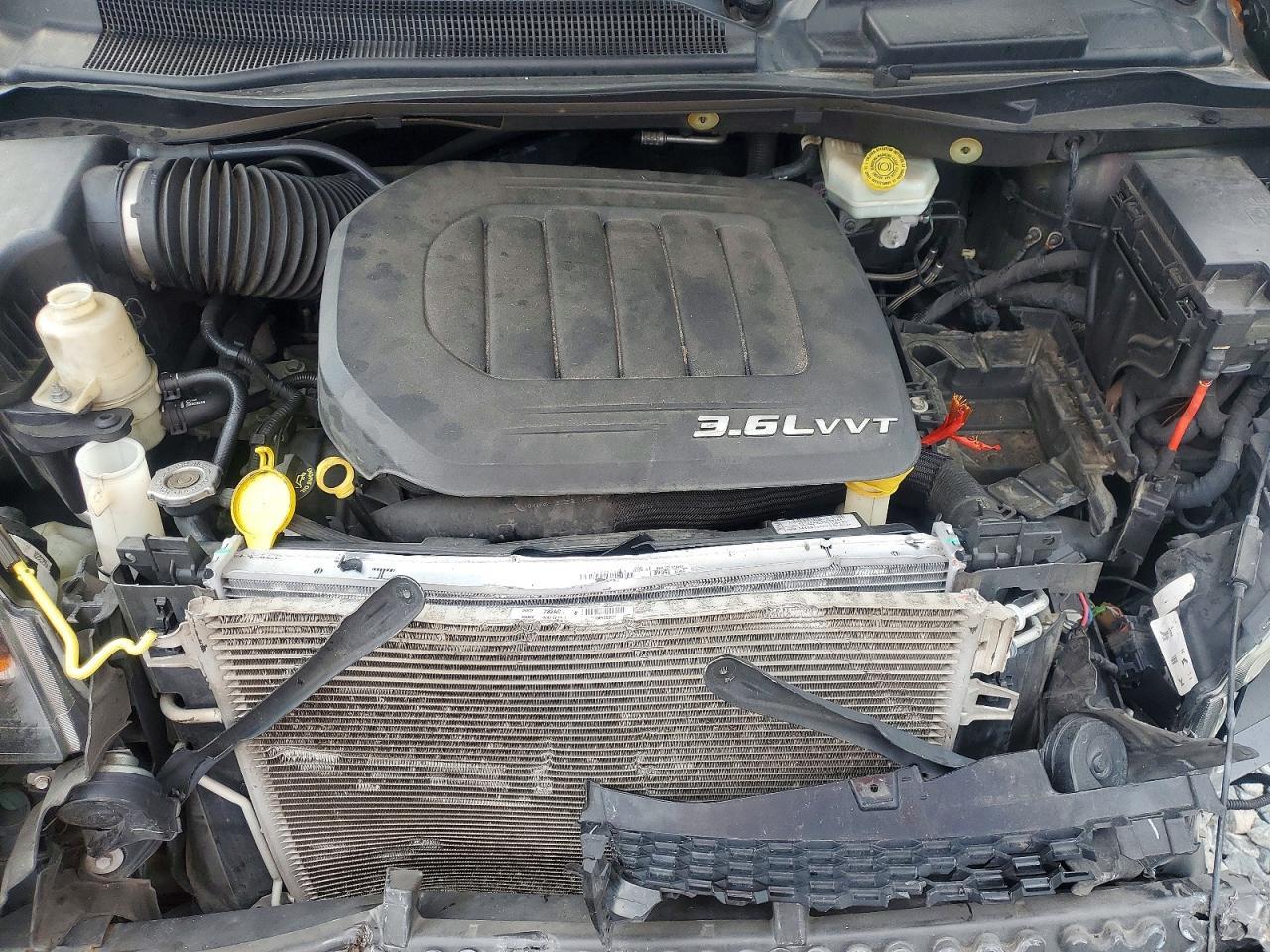 2017 Dodge Grand Caravan Gt - zdjęcie 12