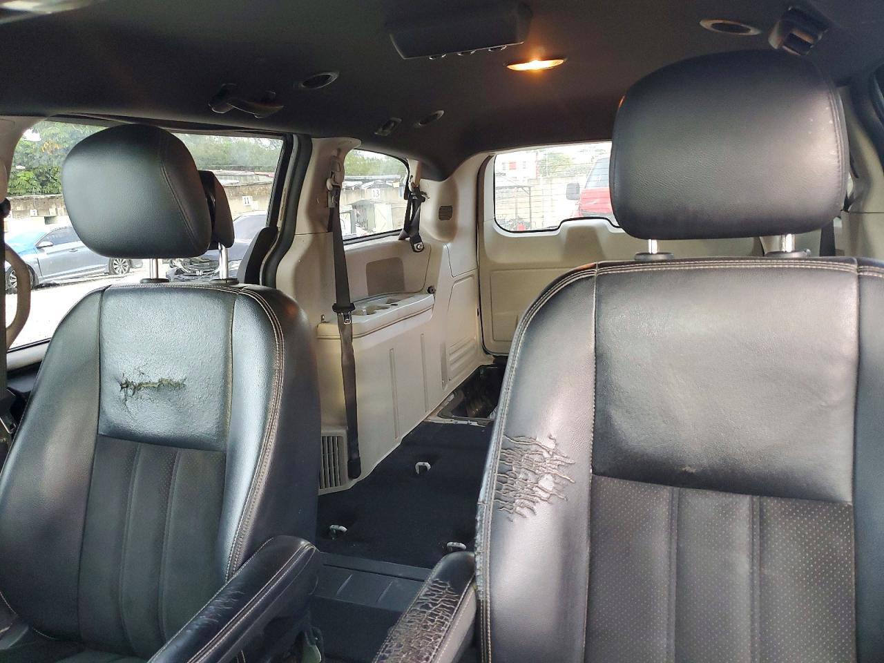 2017 Dodge Grand Caravan Sxt - zdjęcie 10