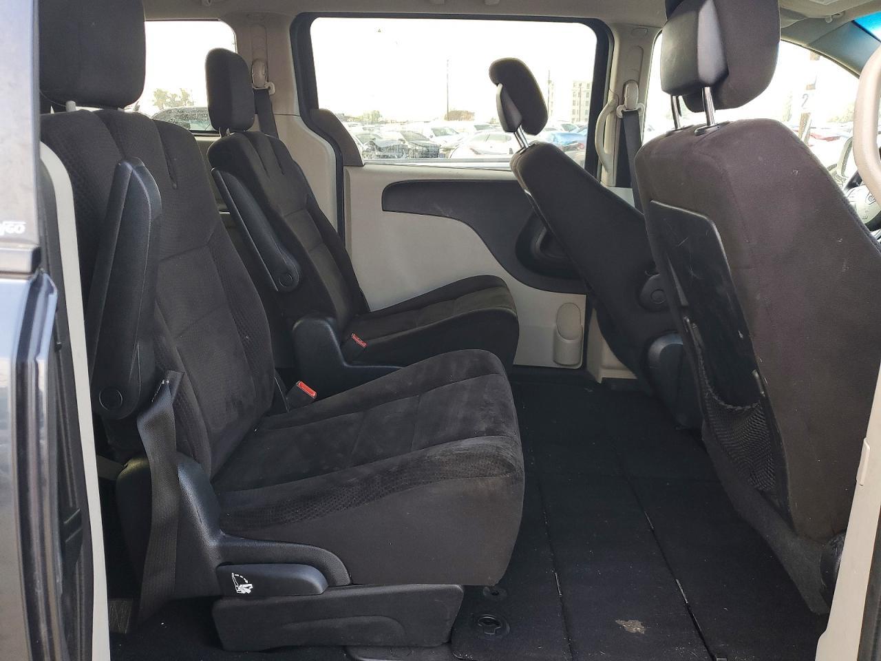 2014 Dodge Grand Caravan Sxt - zdjęcie 11