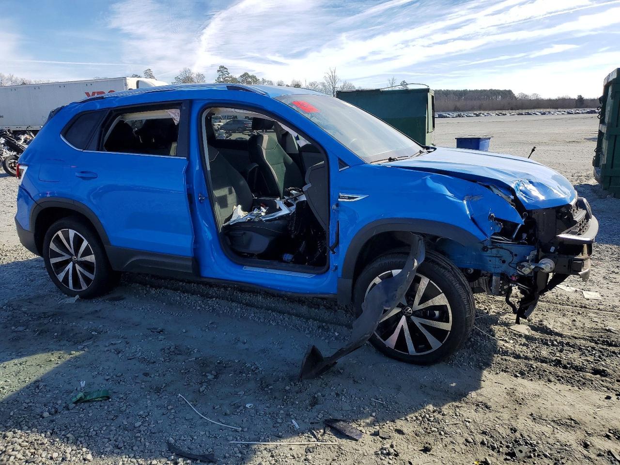 2023 Volkswagen Taos Se - zdjęcie 4