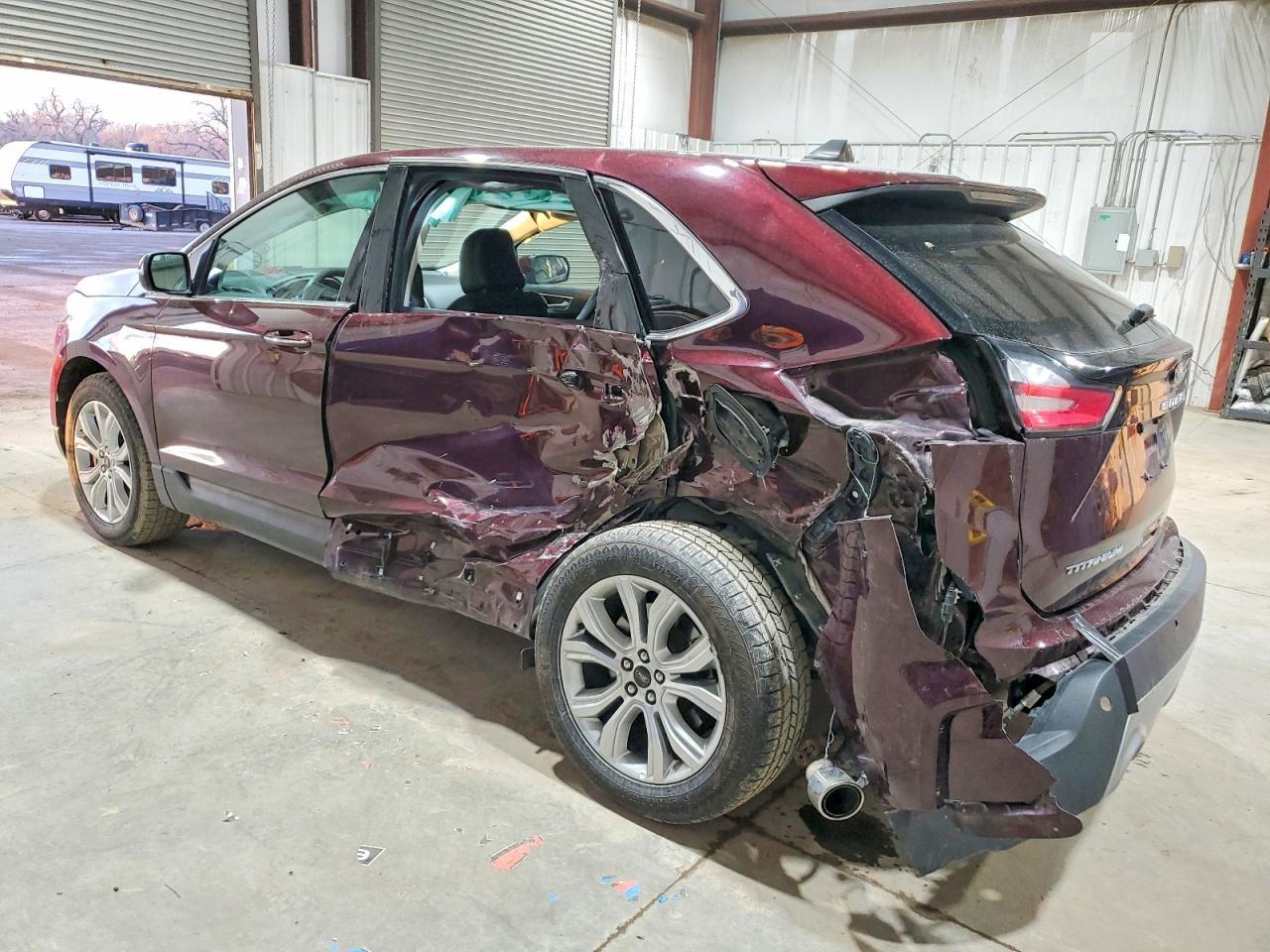 2023 Ford Edge Titanium - zdjęcie 2