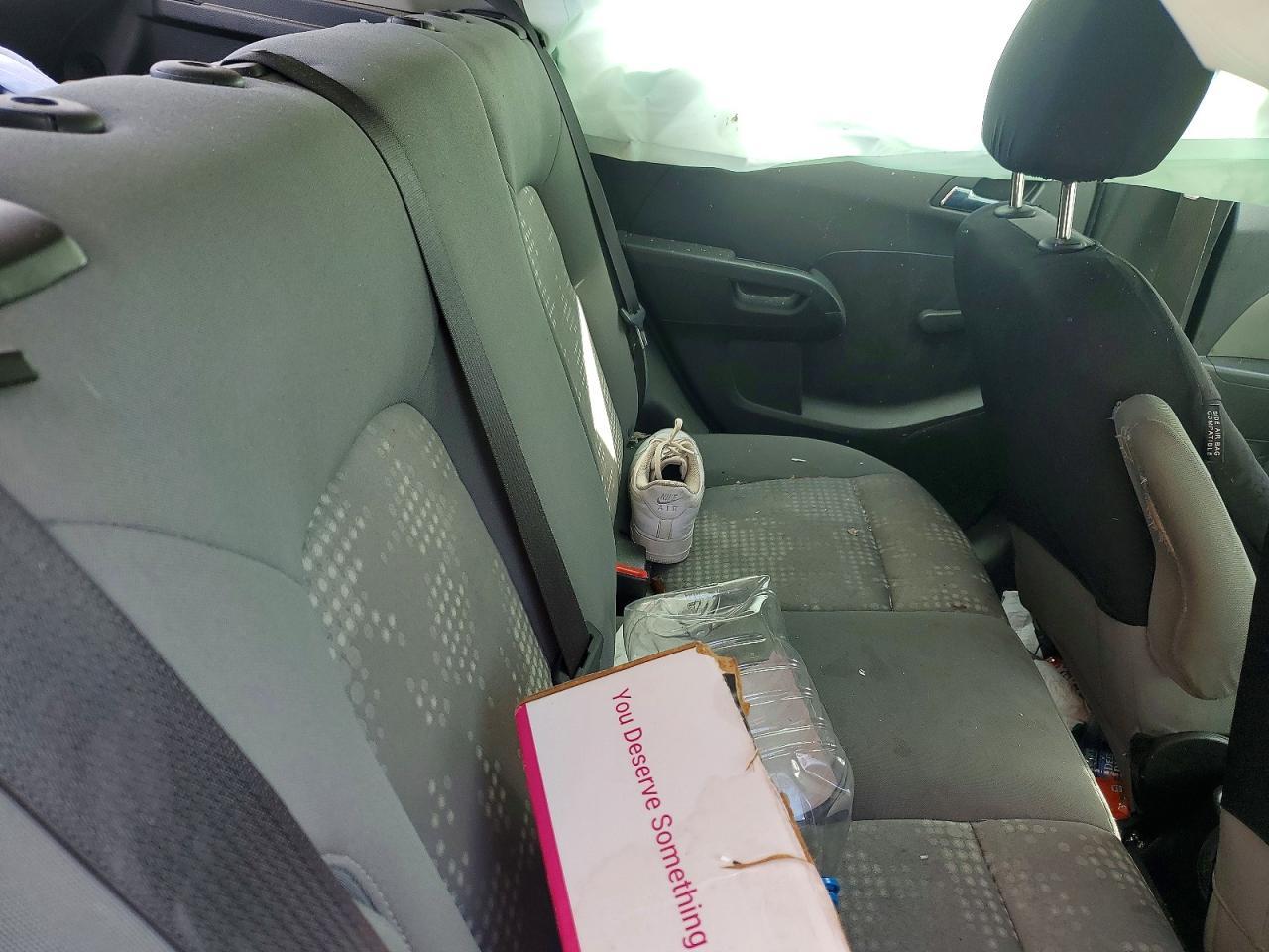 2014 Chevrolet Sonic Ls - zdjęcie 10