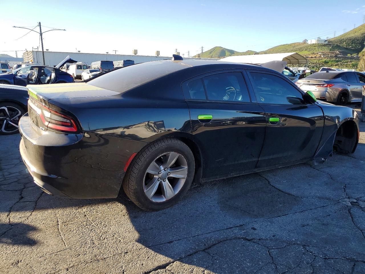 2017 Dodge Charger Sxt - zdjęcie 3