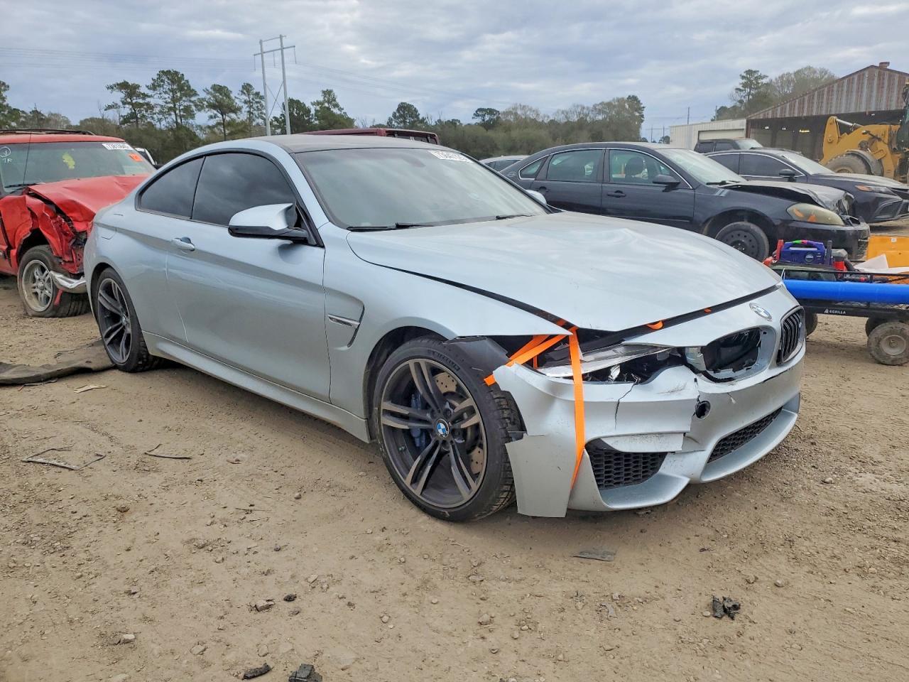 2016 BMW M4 - zdjęcie 4