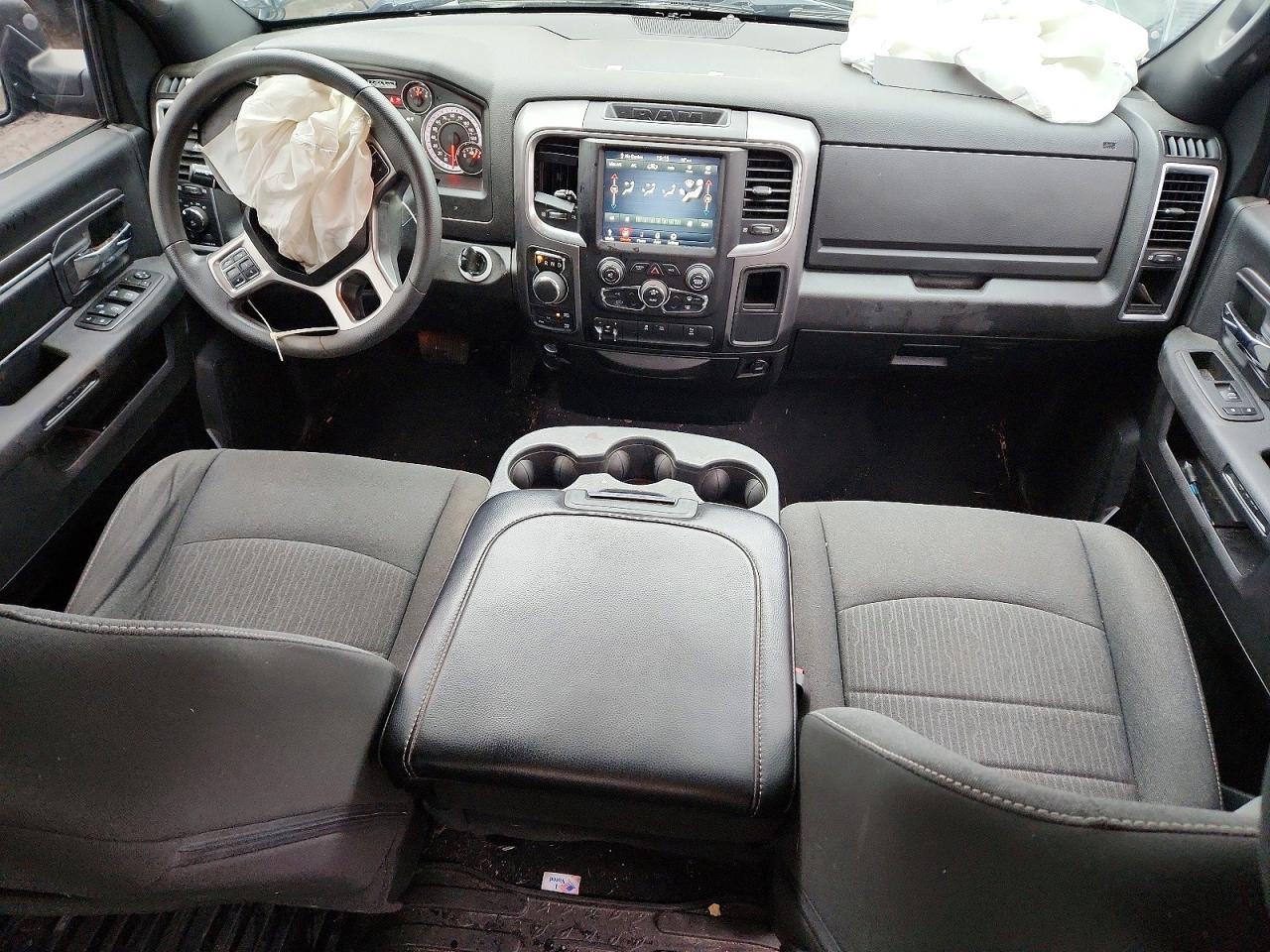 2021 Ram 1500 Classic Slt - zdjęcie 8