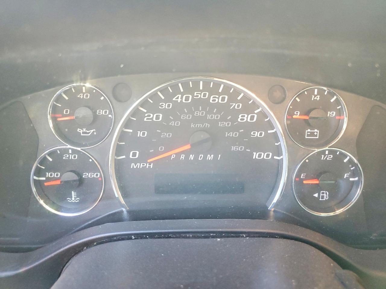 2018 Chevrolet Express G2500 - zdjęcie 9