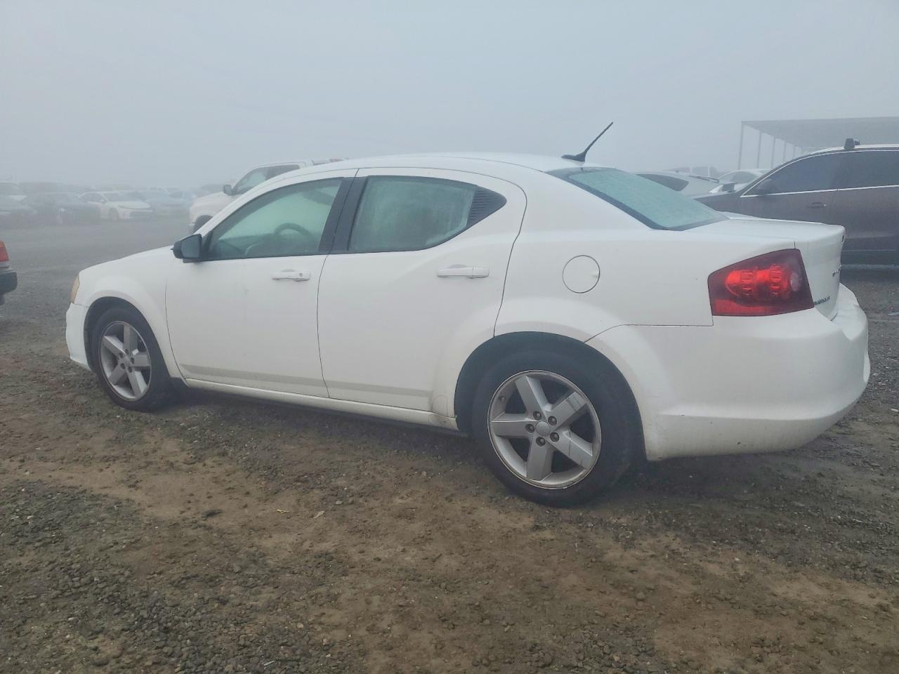 2013 Dodge Avenger Se - zdjęcie 2