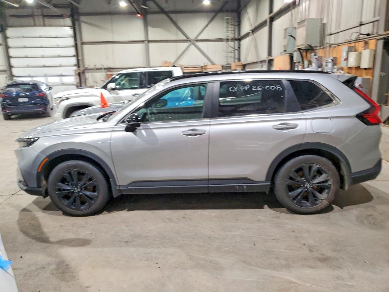 2023 Honda Cr-V Sport Touring - zdjęcie główne