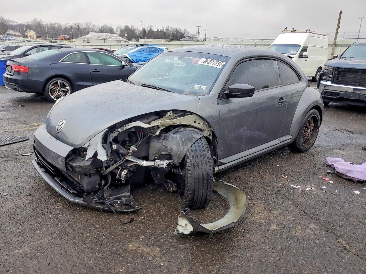 2016 Volkswagen Beetle 1.8T - zdjęcie główne