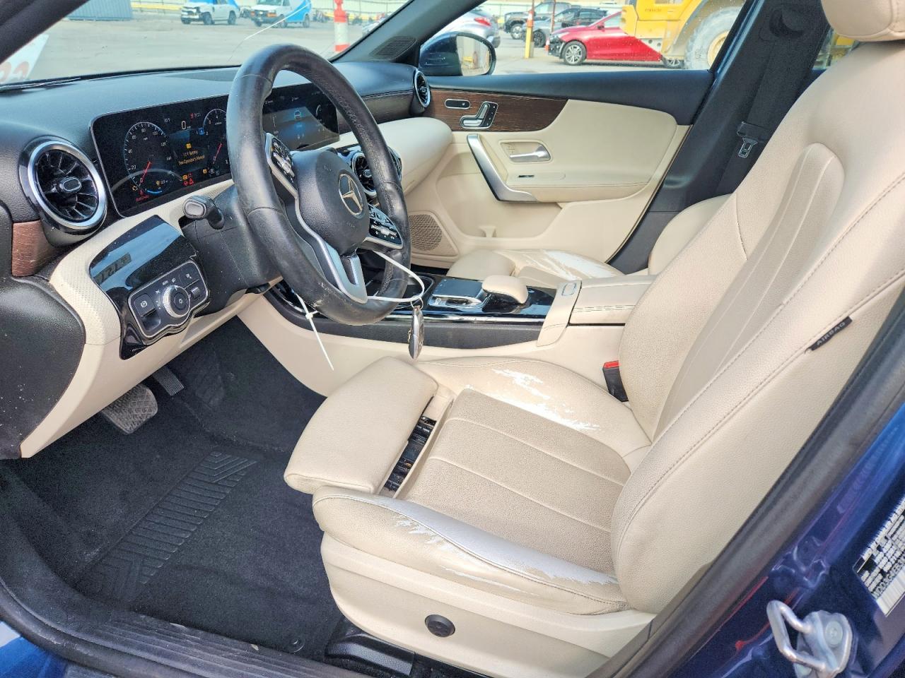 2019 Mercedes-Benz A 220 - zdjęcie 7