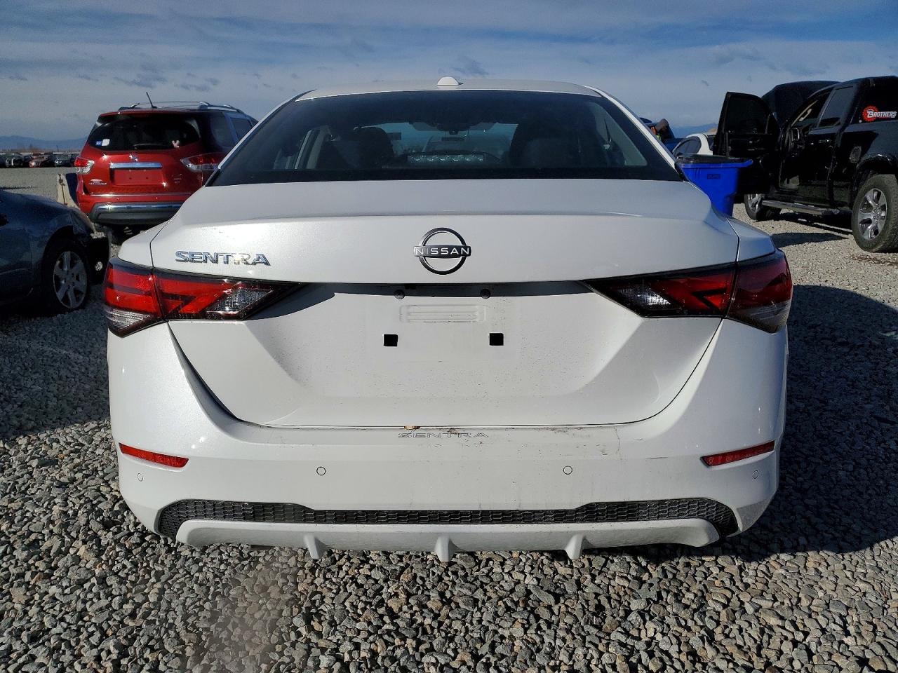 2025 Nissan Sentra Sv - zdjęcie 6