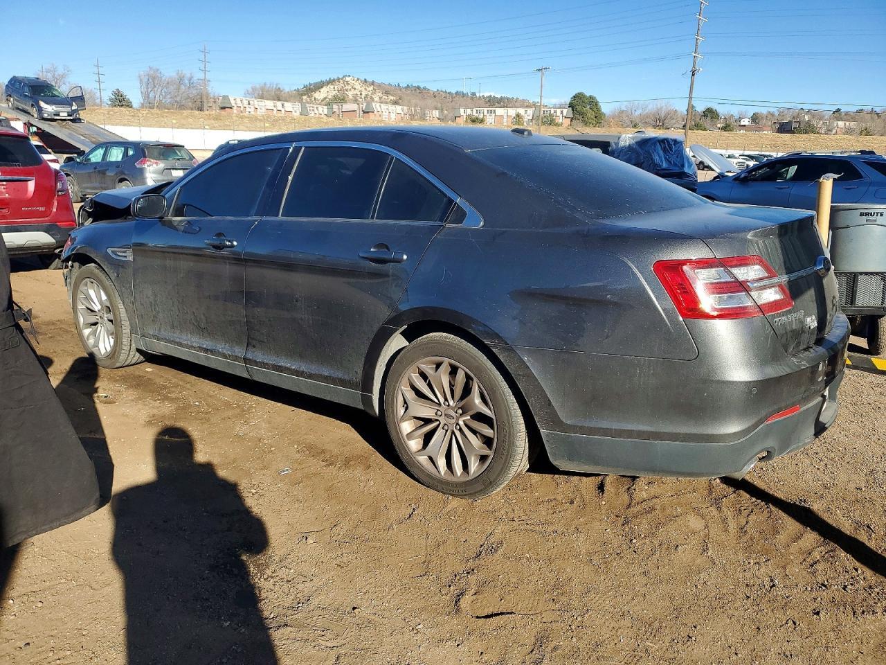 2015 Ford Taurus Limited - zdjęcie 2