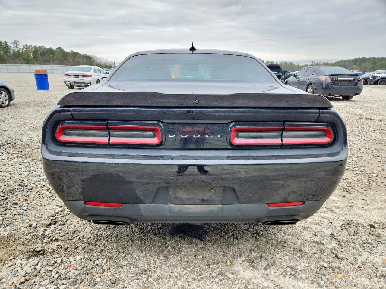 2018 Dodge Challenger R/T - zdjęcie 6