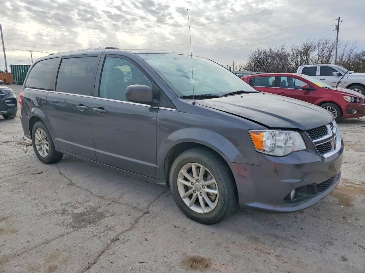 2018 Dodge Grand Caravan Sxt - zdjęcie 4