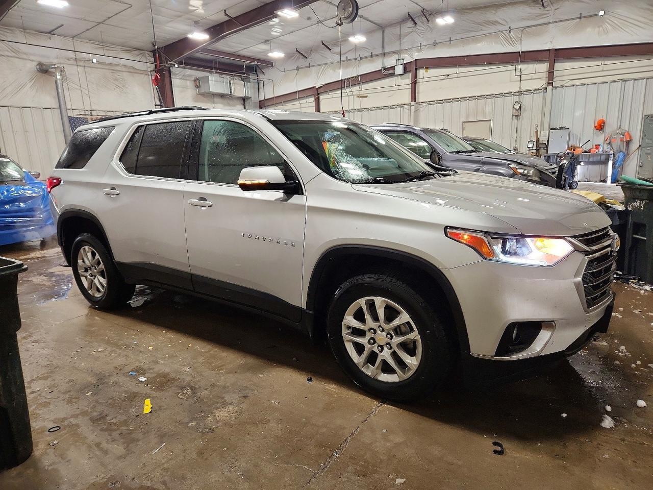 2020 Chevrolet Traverse Lt - zdjęcie 4