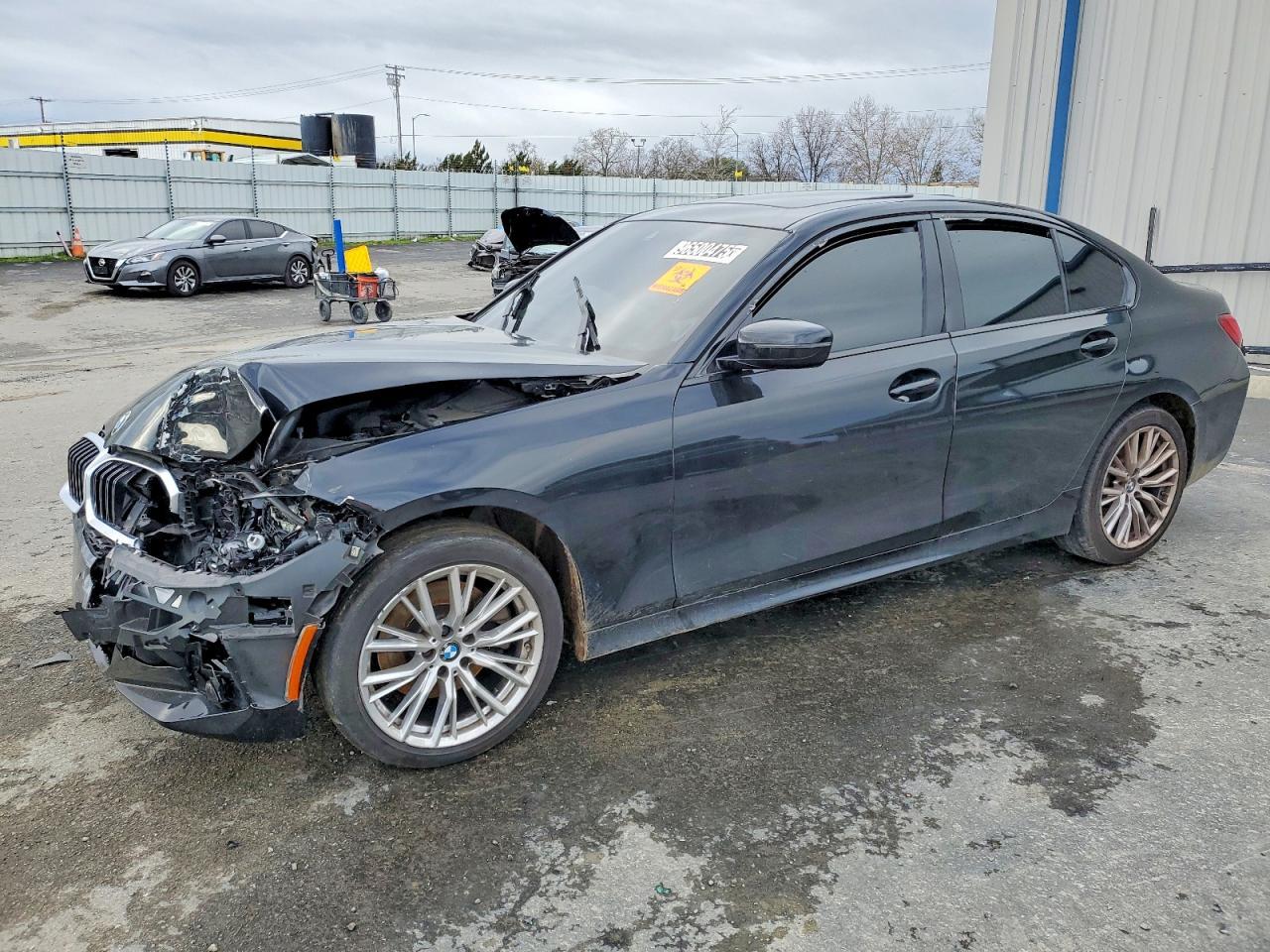 BMW Seria 3 - zdjęcie 1