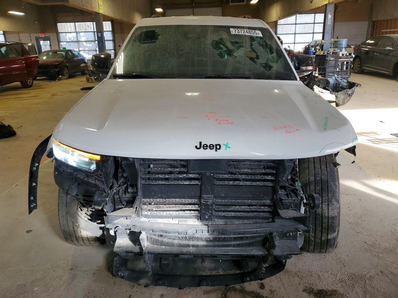 2024 Jeep Grand Cherokee L Laredo - zdjęcie 5