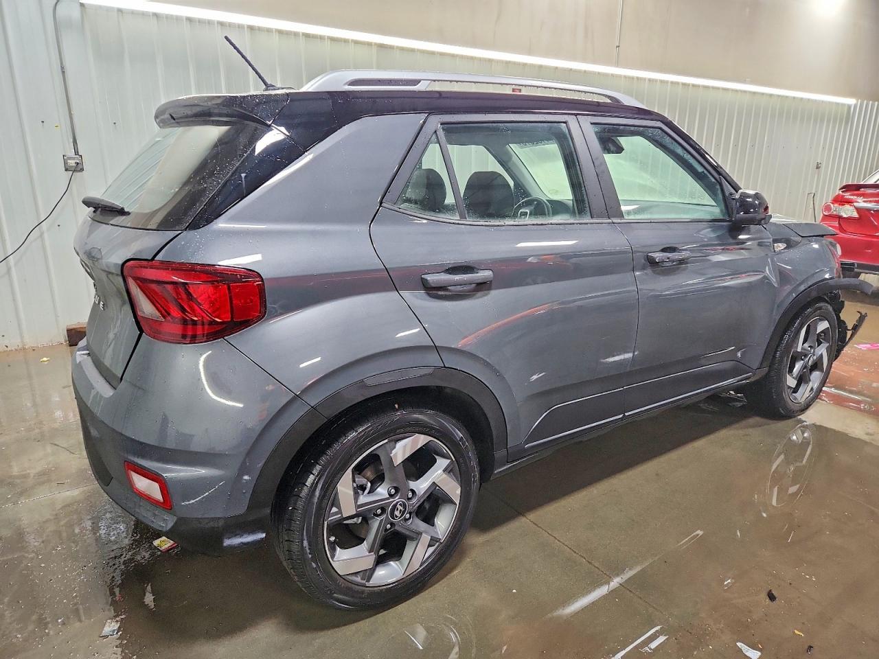 2025 Hyundai Venue Limited - zdjęcie 3