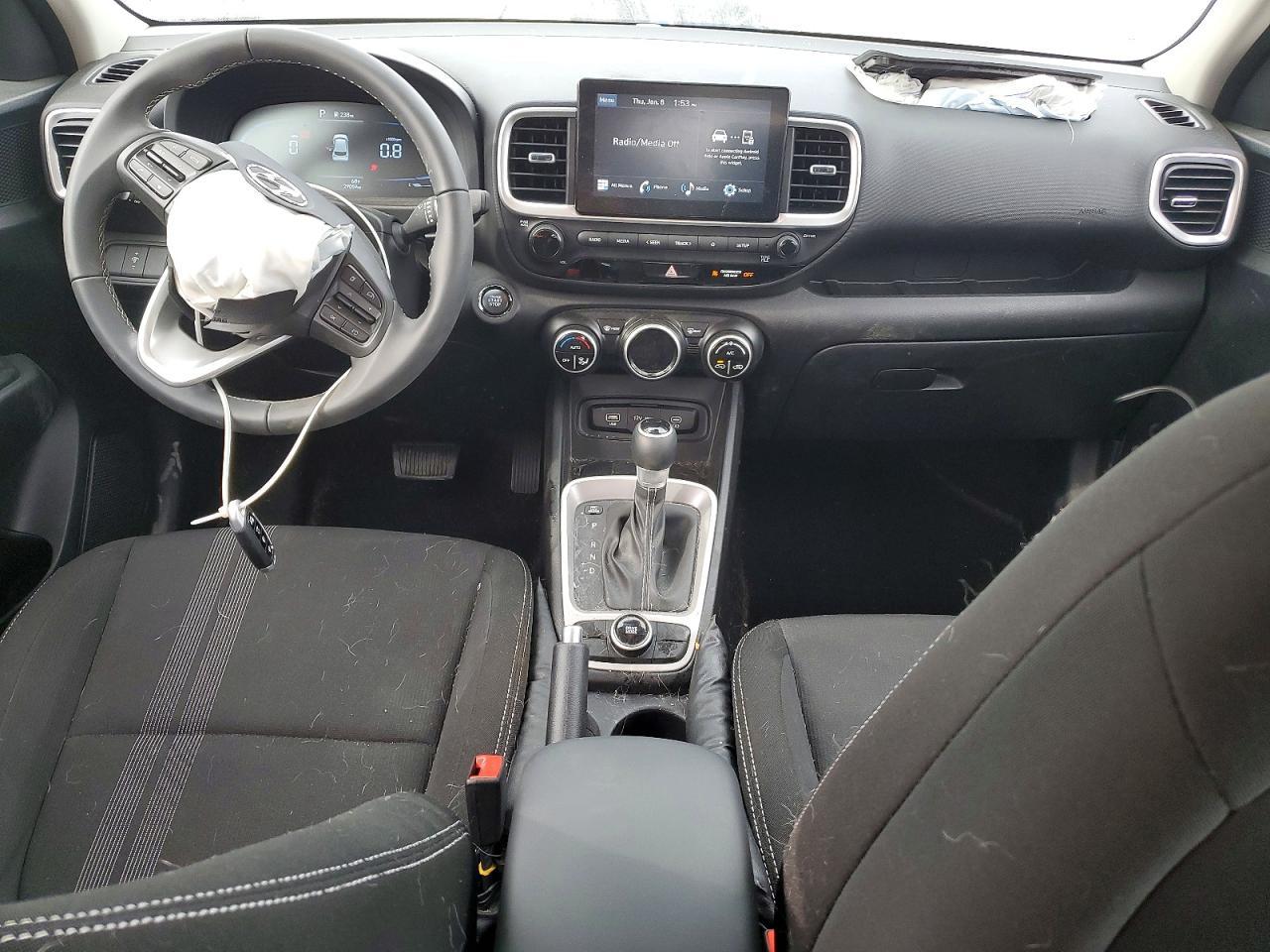 2024 Hyundai Venue Sel - zdjęcie 8