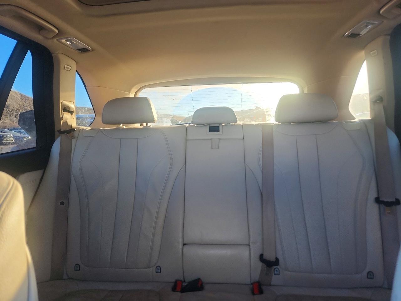 2015 BMW X5 xDrive35D - zdjęcie 10