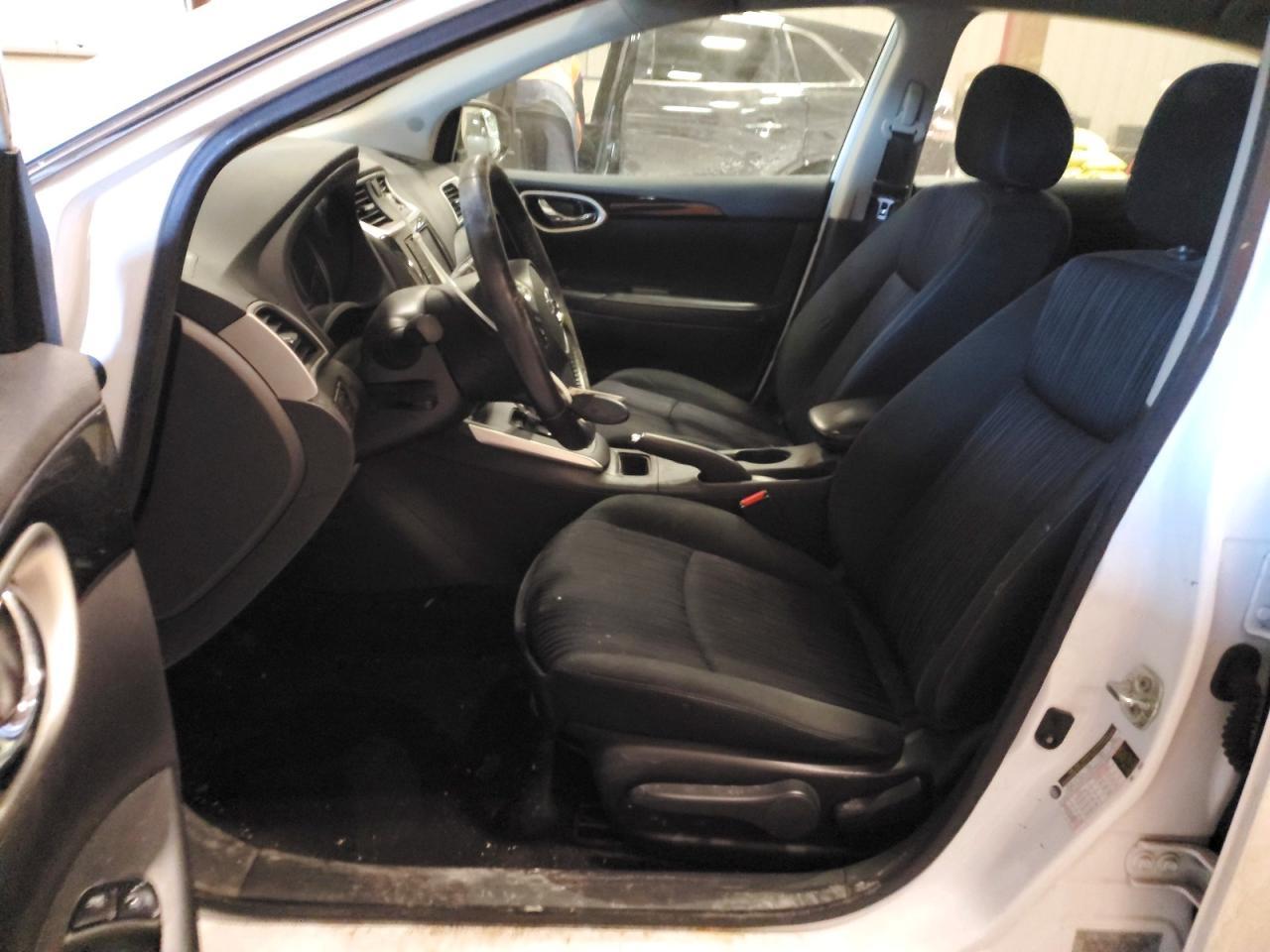 2019 Nissan Sentra S - zdjęcie 7