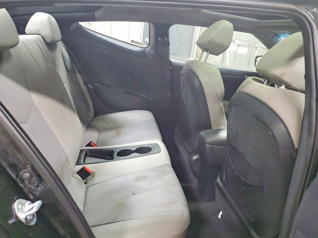 2014 Hyundai Veloster - zdjęcie 10