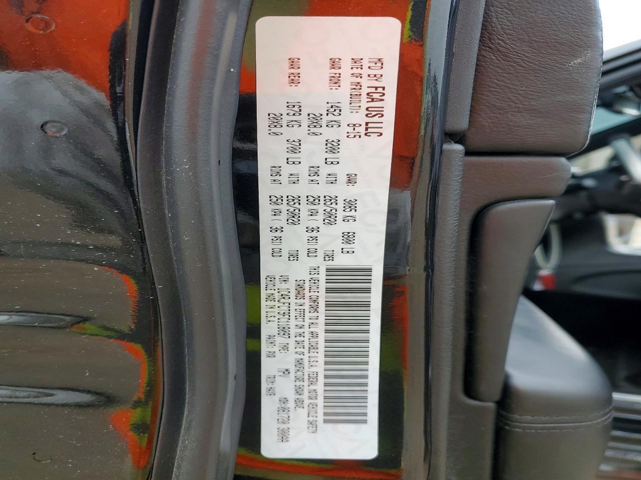 2015 Jeep Grand Cherokee Overland - zdjęcie 14