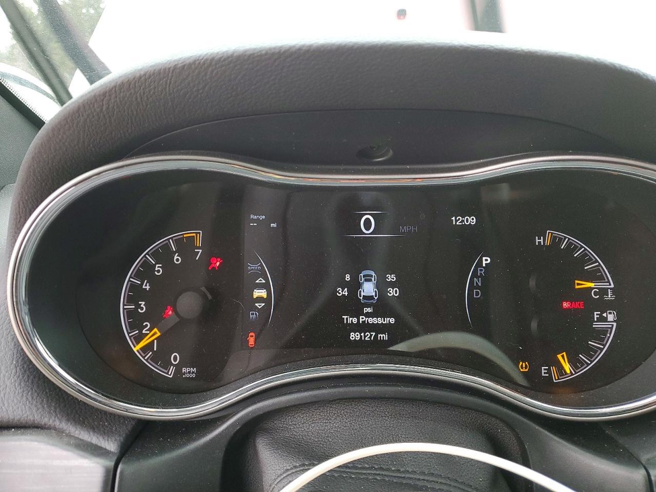 2019 Jeep Grand Cherokee Altitude - zdjęcie 9