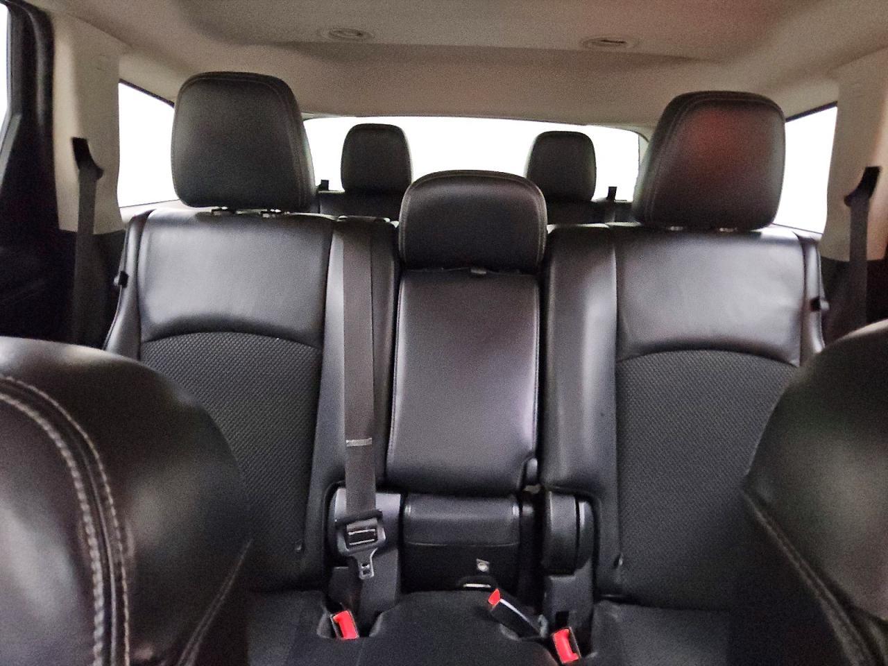 2018 Dodge Journey Crossroad - zdjęcie 10