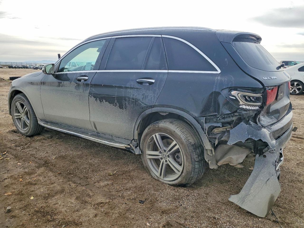 2022 Mercedes Benz Glc - zdjęcie 2