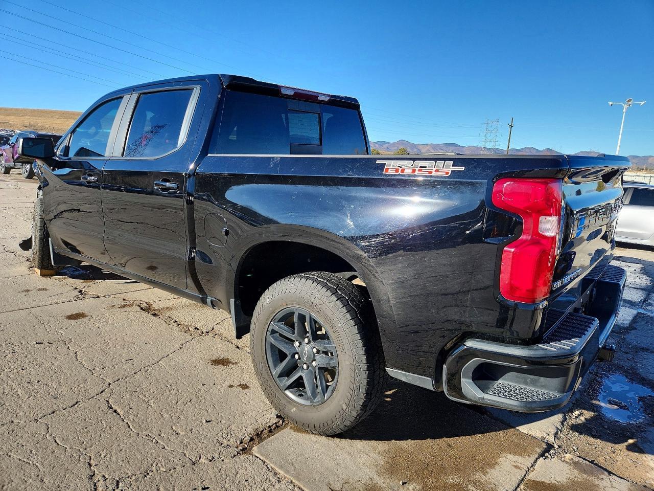2020 Chevrolet Silverado K1500 Lt Trail Boss - zdjęcie 2