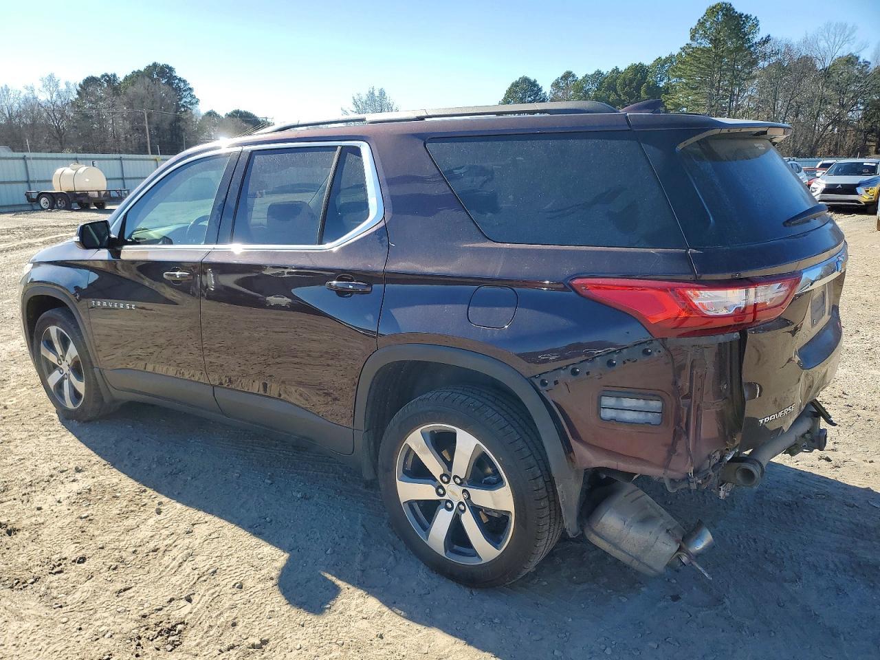 2019 Chevrolet Traverse Lt - zdjęcie 2