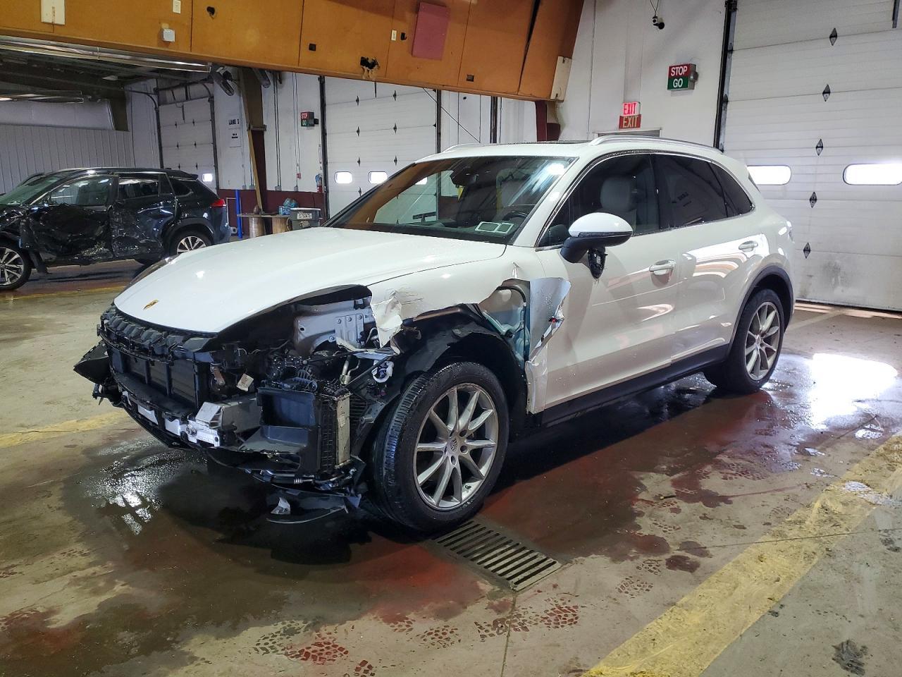 2019 Porsche Cayenne - zdjęcie główne