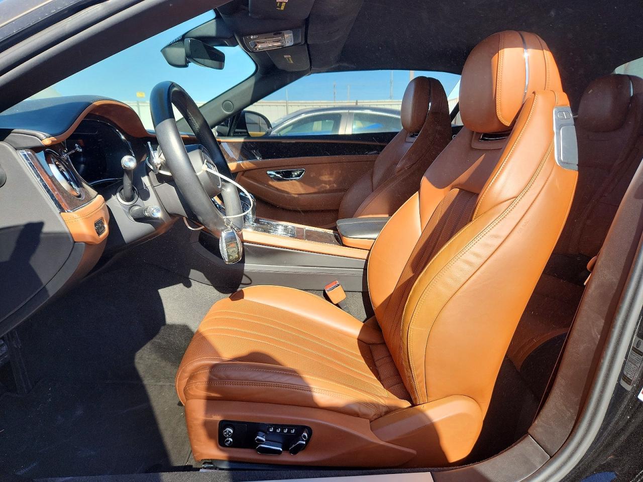 2021 Bentley Continental Gt - zdjęcie 7