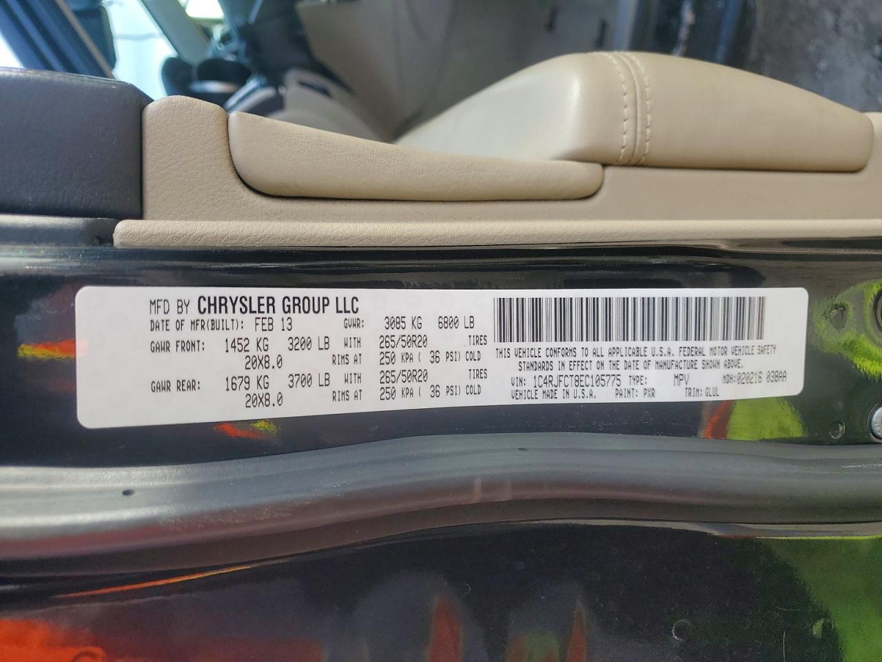 2014 Jeep Grand Cherokee Overland - zdjęcie 13