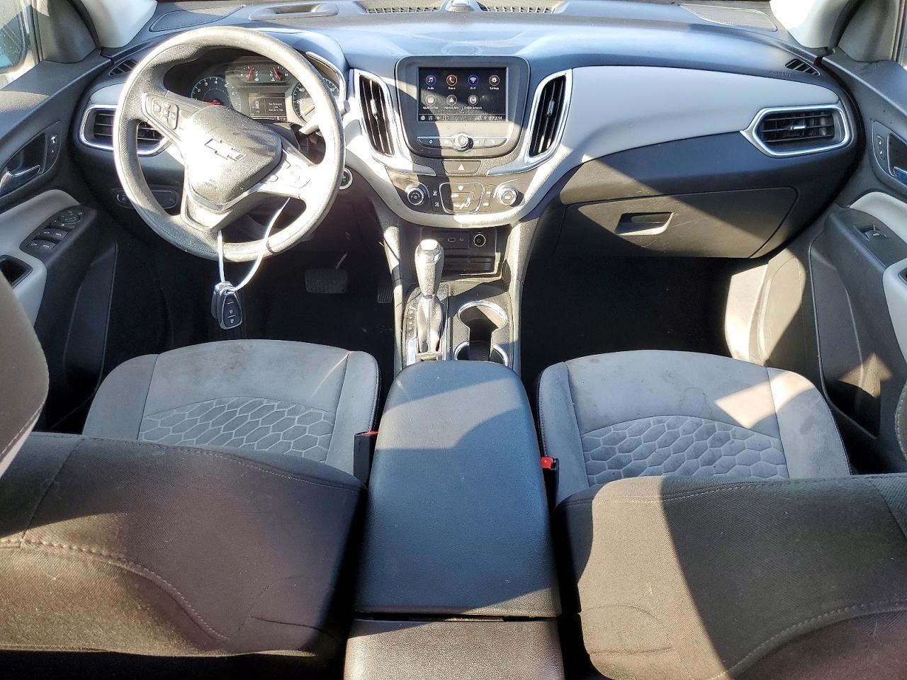 2021 Chevrolet Equinox Ls - zdjęcie 8