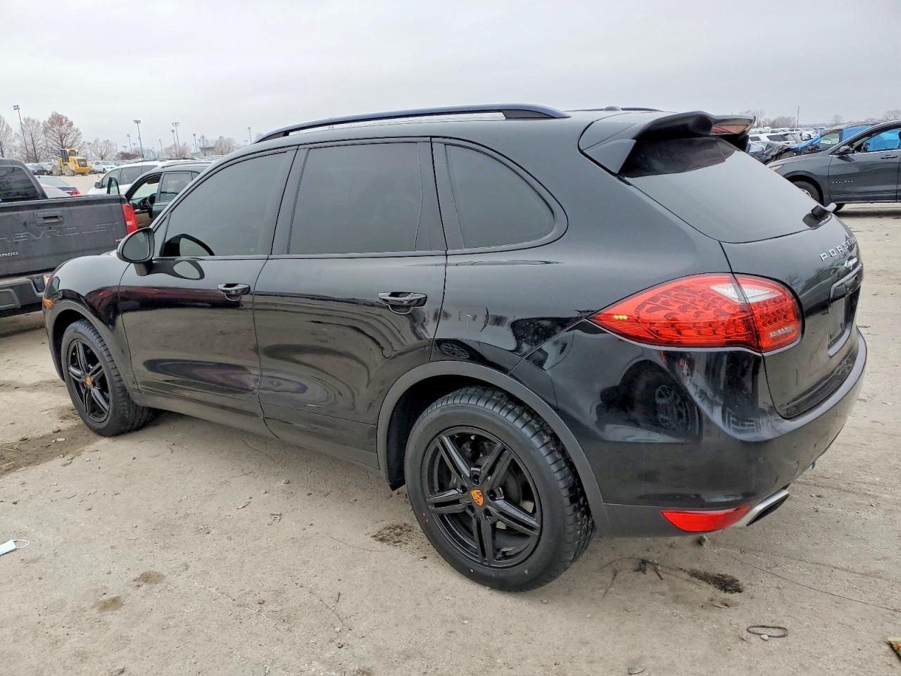 2014 Porsche Cayenne - zdjęcie 2