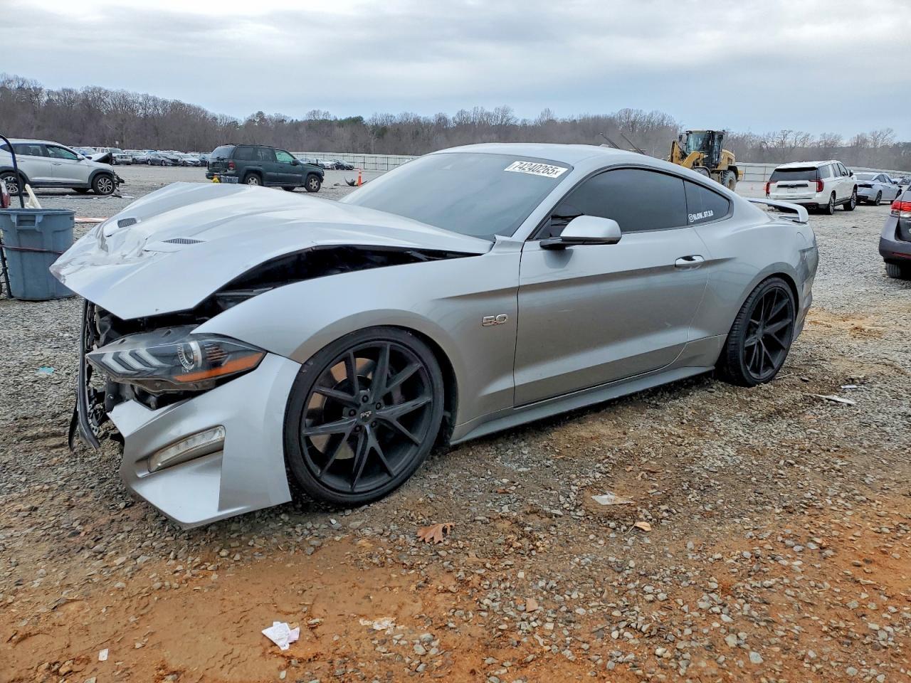 2021 Ford Mustang Gt - zdjęcie główne