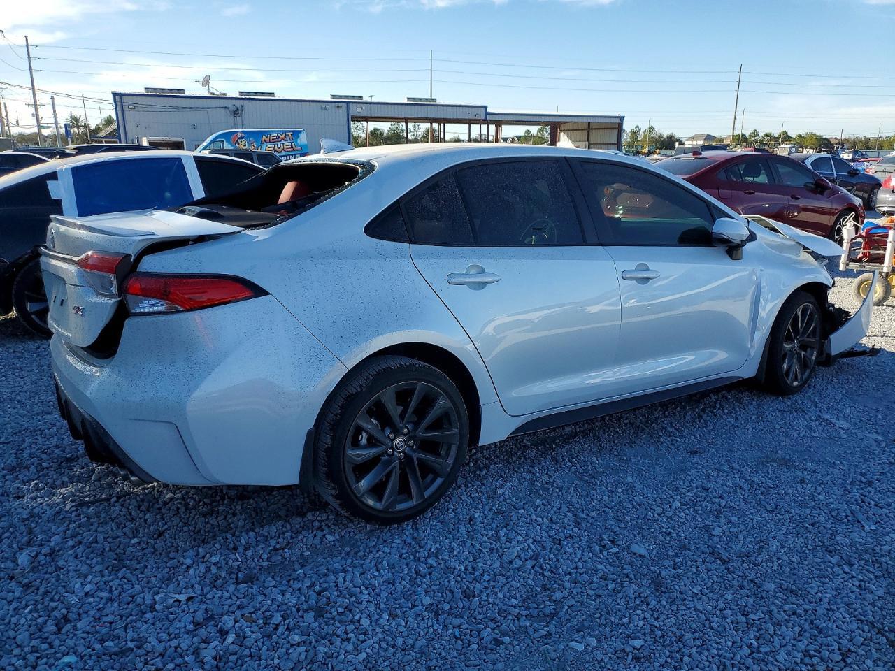 2025 Toyota Corolla Se - zdjęcie 3