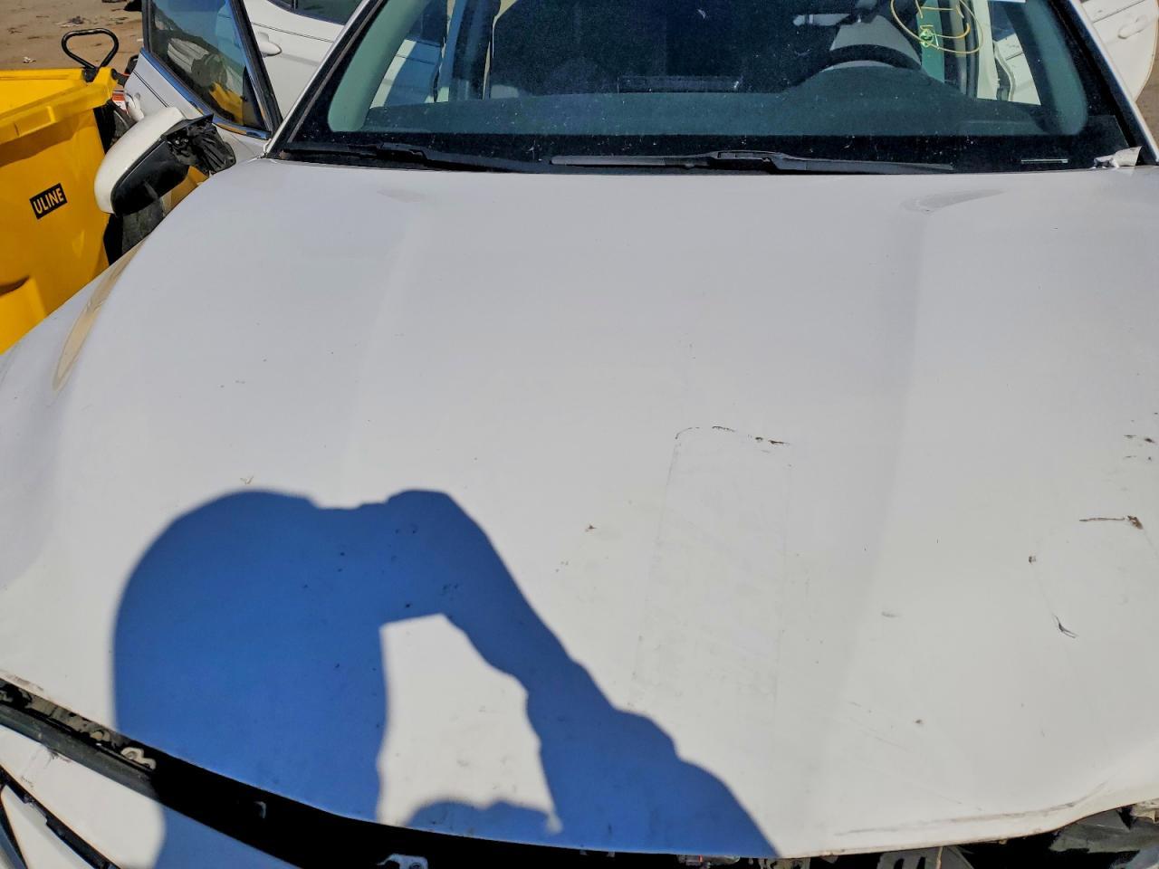 2023 Toyota Camry Le - zdjęcie 11