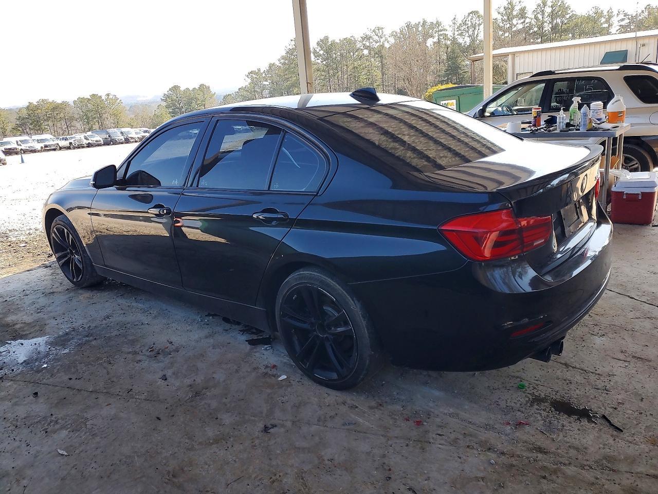 BMW Seria 3 - zdjęcie 2