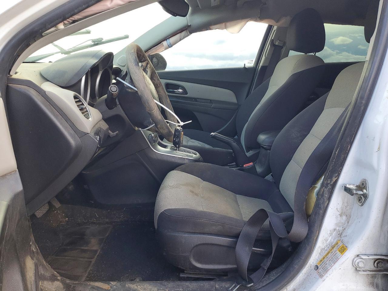 2015 Chevrolet Cruze Ls - zdjęcie 7