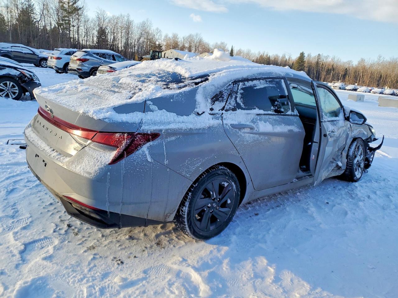2021 Hyundai Elantra - zdjęcie 3
