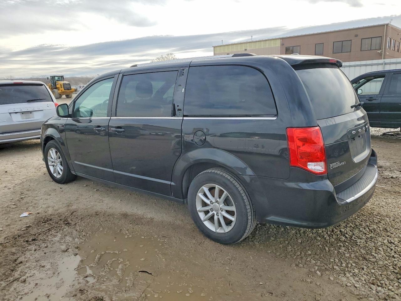 2019 Dodge Grand Caravan Sxt - zdjęcie 2