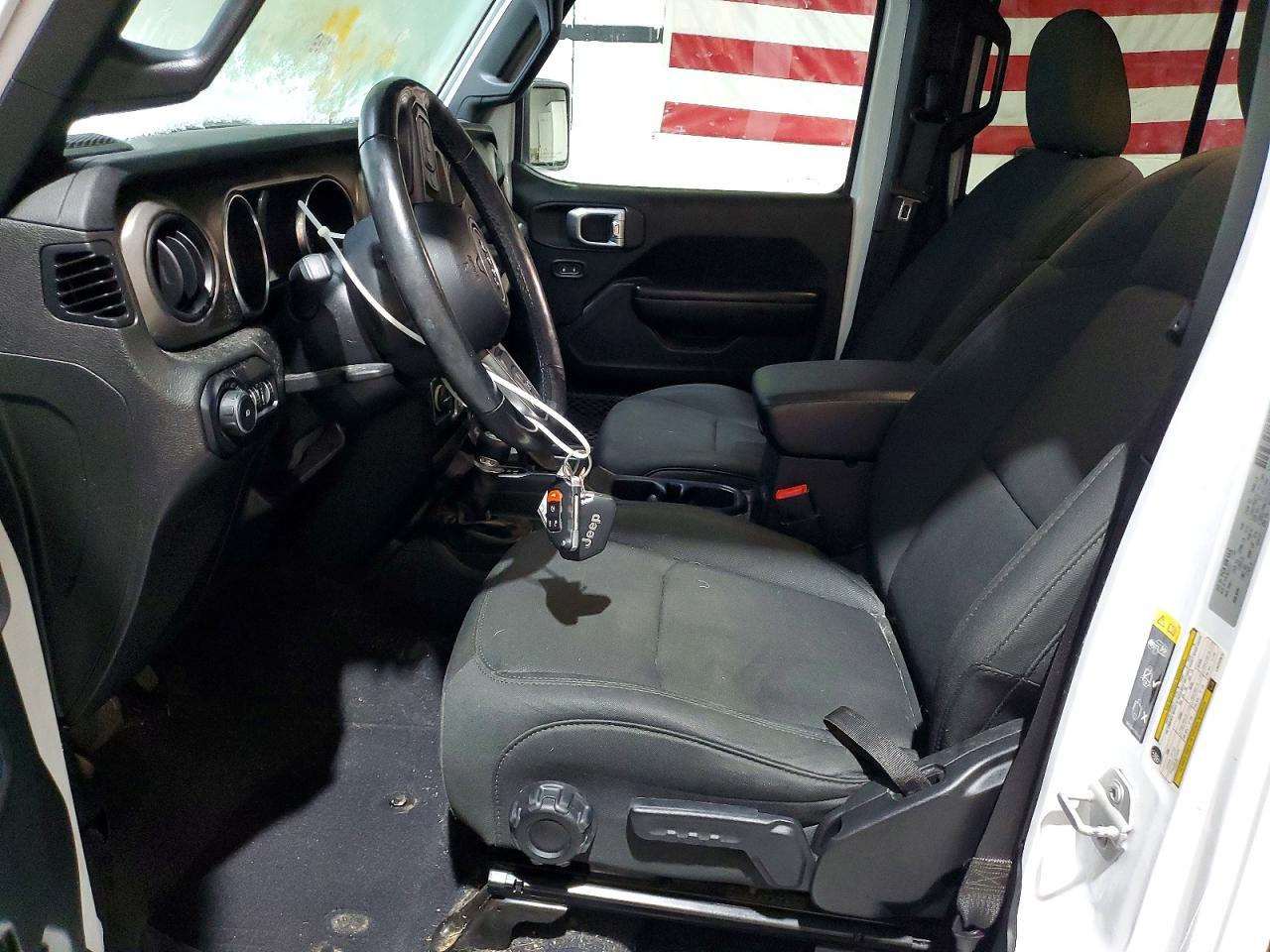 2020 Jeep Wrangler Unlimited Sport - zdjęcie 7