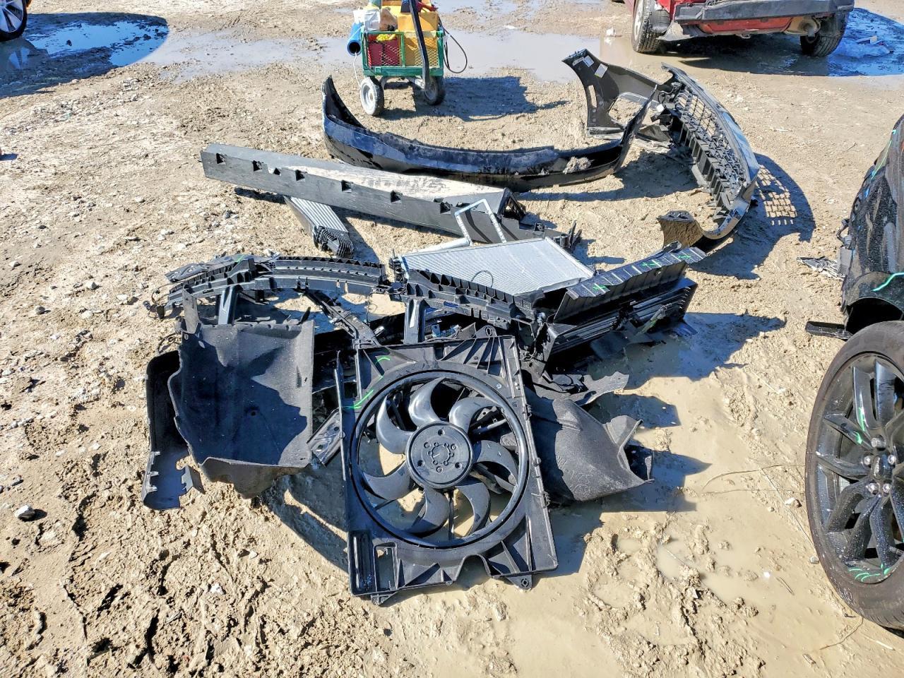 2025 Ford Mustang - zdjęcie 12